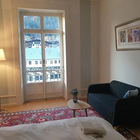 Majestic T2 Calme, Spacieux, Central, Avec Parking * Chamonix